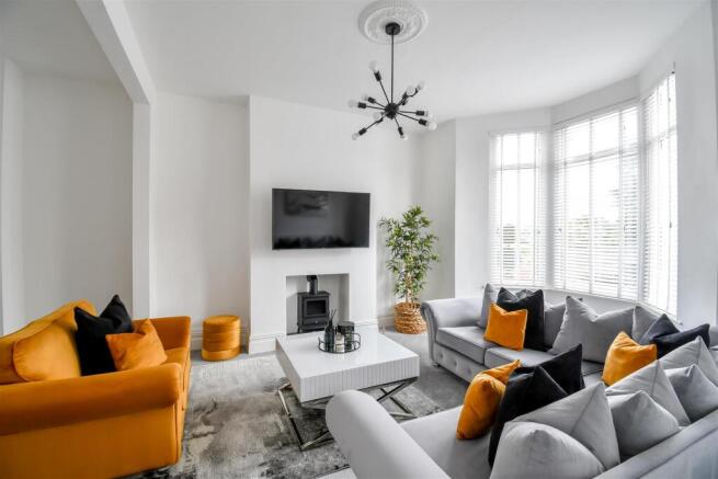 Living/Dining Room