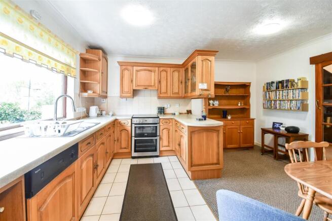 Kitchen / Breakfast