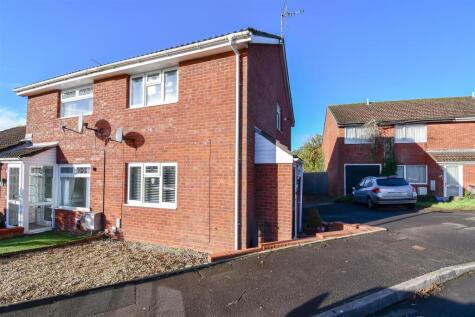 Meadowcroft, Rhoose, Barry