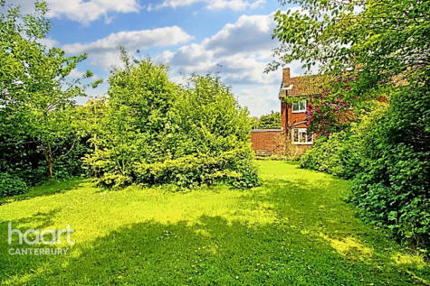 Cobham Close, Canterbury