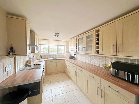 Kitchen 1