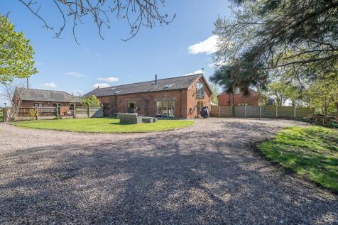 Charnleys Lane, Banks, PR9