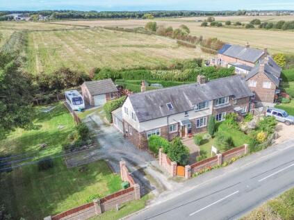 North End Lane, Hightown, L38