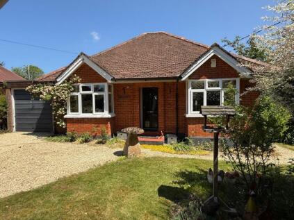 White Way, Pitton, Salisbury