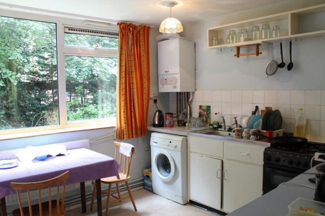 41 Cambanks Kitchen.jpg