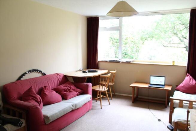 41 Cambanks Lounge.jpg