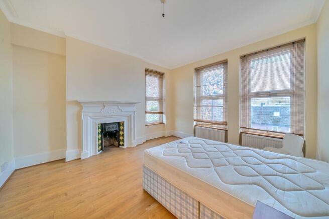 1388503-10-6936e8...