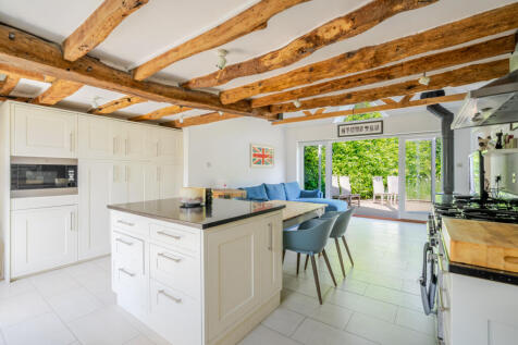 Heath End Road, Great Kingshill, High Wycombe, Buckinghamshire, HP15