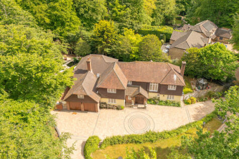 St. Johns Road, Hazlemere, High Wycombe, Buckinghamshire, HP15