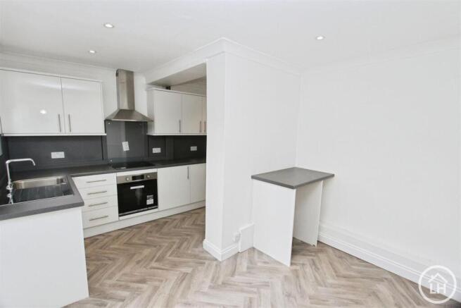 Kitchen / Breakfast Room