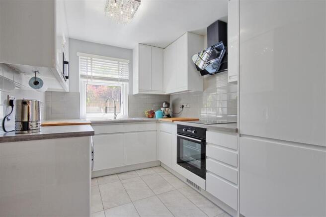 Kitchen 3.jpg