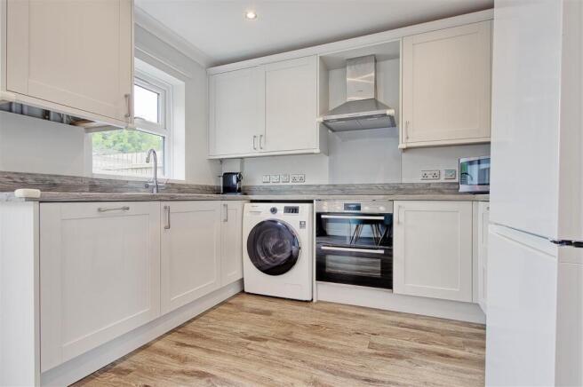 Kitchen 3.jpg