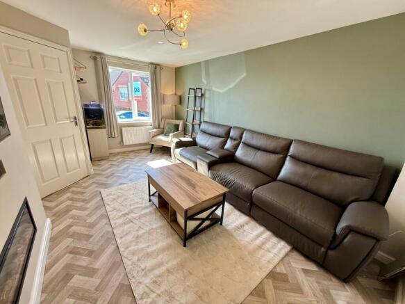 Living Room (2)