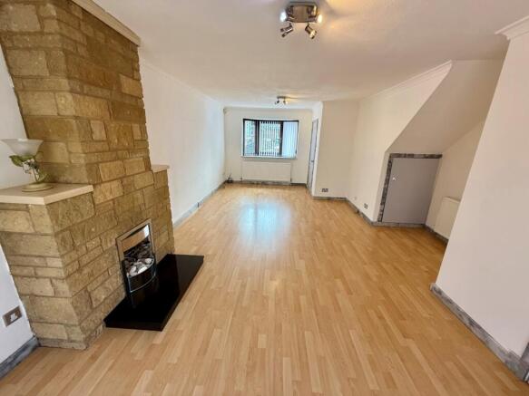 Living room (3)