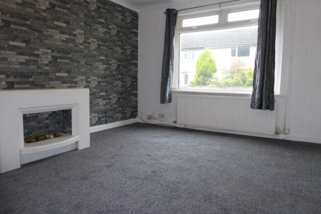 2 bedroom semi-detached for rent