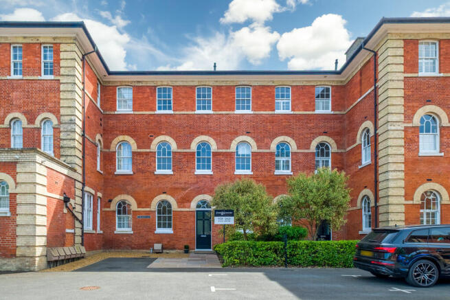 11 Belgrove Place...