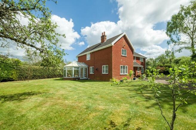 Orchard House-41