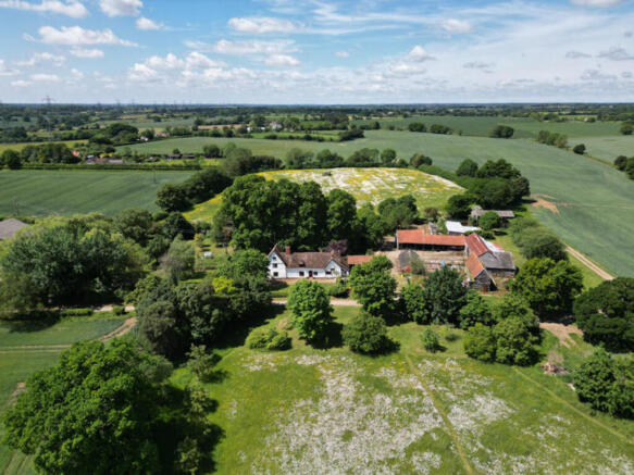 Hill Farmhouse Gr...