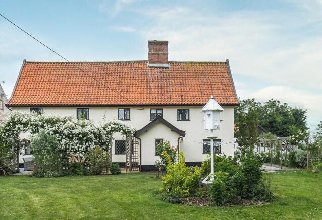 Tanns Lodge e (00...