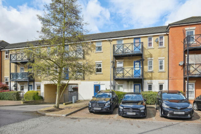 2-bedroom purpose built flat for Sale in Dunwich 