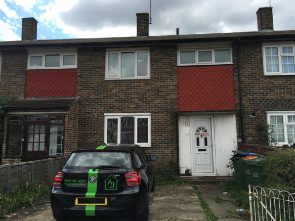 2 Bedroom House to let on Eynsham Drive, SE2