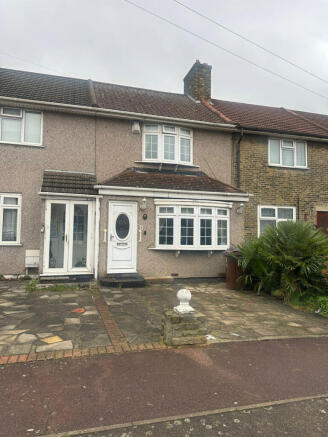 2 Bedroom House to Let In Haresfield  Road, Dagen