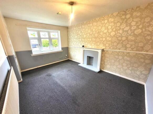 Sitting Room Pic 1