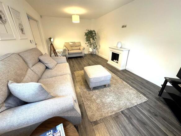 SITTING ROOM