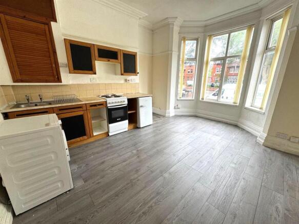 Open Plan Sitting Room/ Kitchen