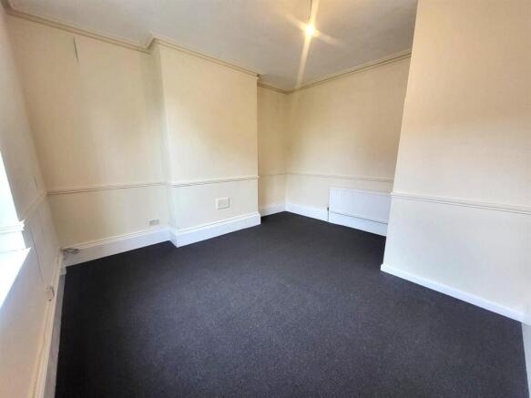 Sitting Room Pic 1