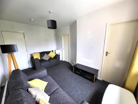 Sitting Room Pic 2