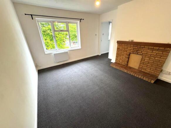 Sitting Room Pic 1