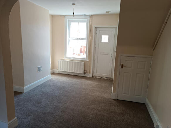 1st Reception Room (2)