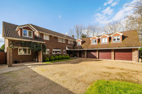 Holly Hill Lane, Sarisbury Green, Hampshire, SO31