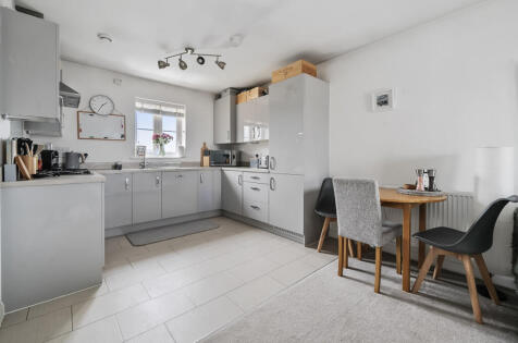 Luck Road, Bursledon, Southampton, Hampshire, SO31