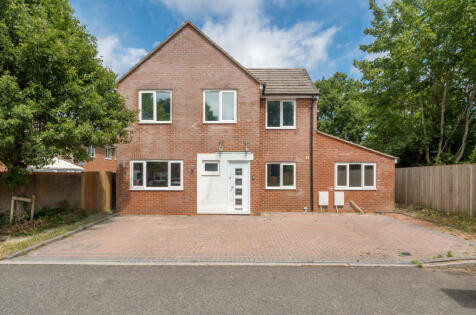 Branewick Close, Titchfield Park, Hampshire, PO15