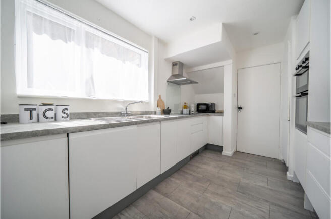 1318477-2-6871209...