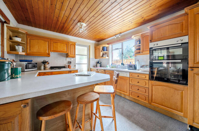 1394190-24-694428...