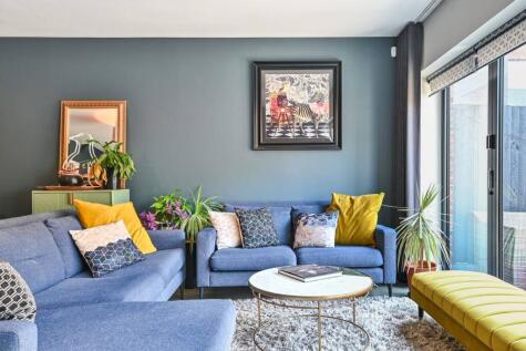 Atherton Court, Stratford, London, E7