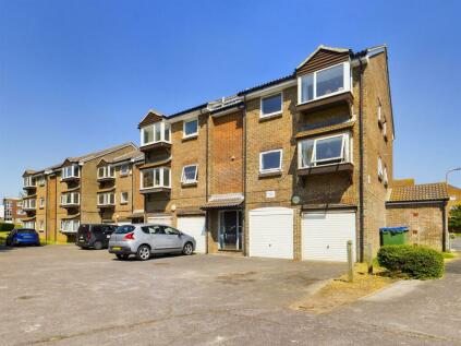 Peacehaven - 2 bedroom apartment for sale