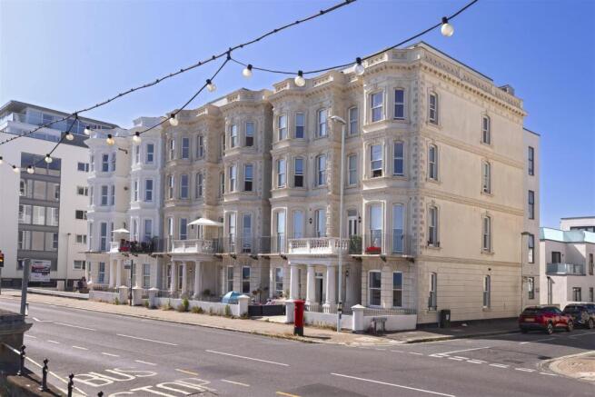 Kingsway House_9.jpg