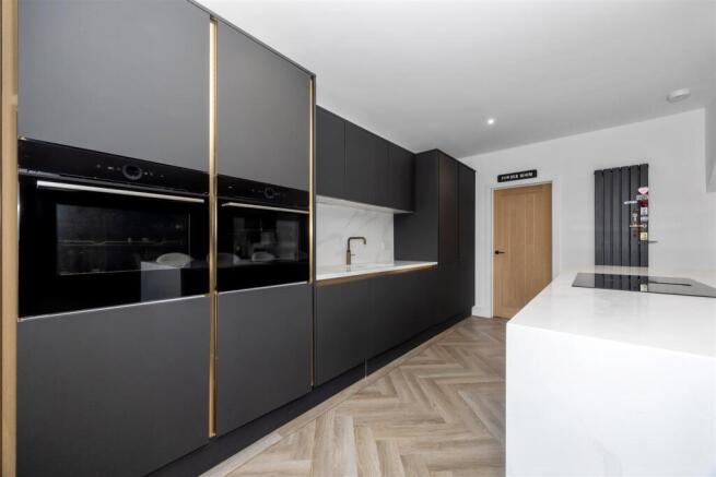 Brighton Road, 269-016.jpg