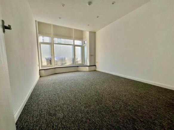 PHOTO-2025-11-20-10-47-33 (2).jpg