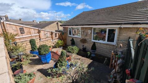 Back Cromer Grove, Keighley