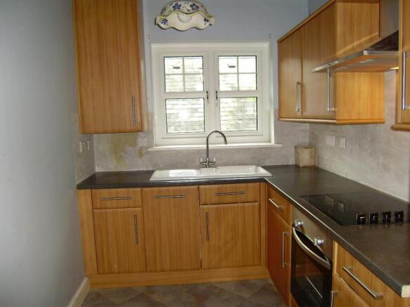 12 Beaufield Gate kitchen.JPG