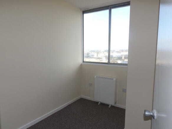 2 Bedroom Flat To Rent In Arlington House Margate Ct9