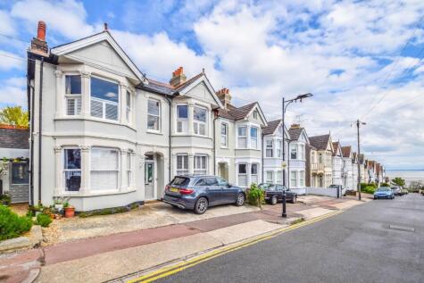 Woodfield Road, Leigh-On-Sea