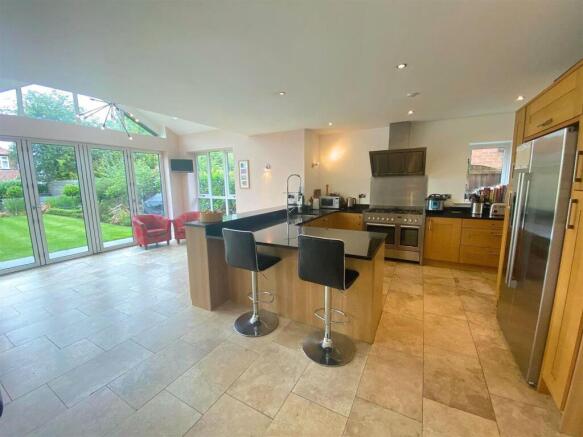 Kitchen / Diner