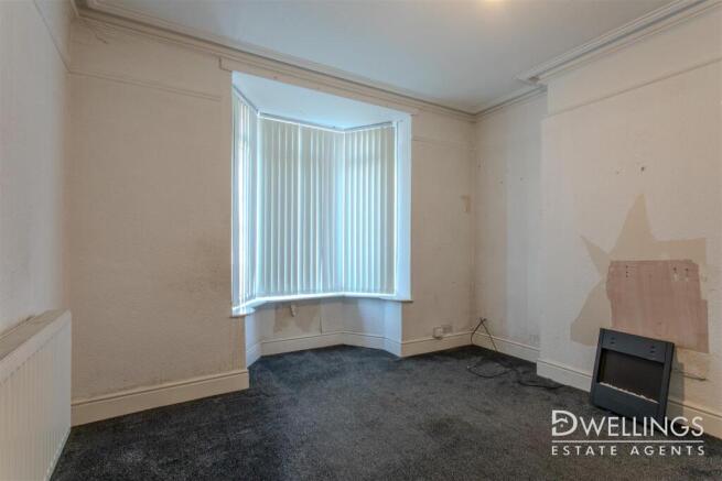 DWELEST- 173 Horninglow Road, DE14 2QS-0002.jpg
