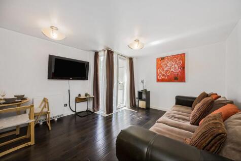 Berglen Court, Branch Road, London